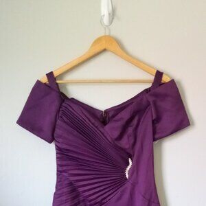 Vintage Jordan Design Purple Prom Semi Over Shoulder Maxi Dress